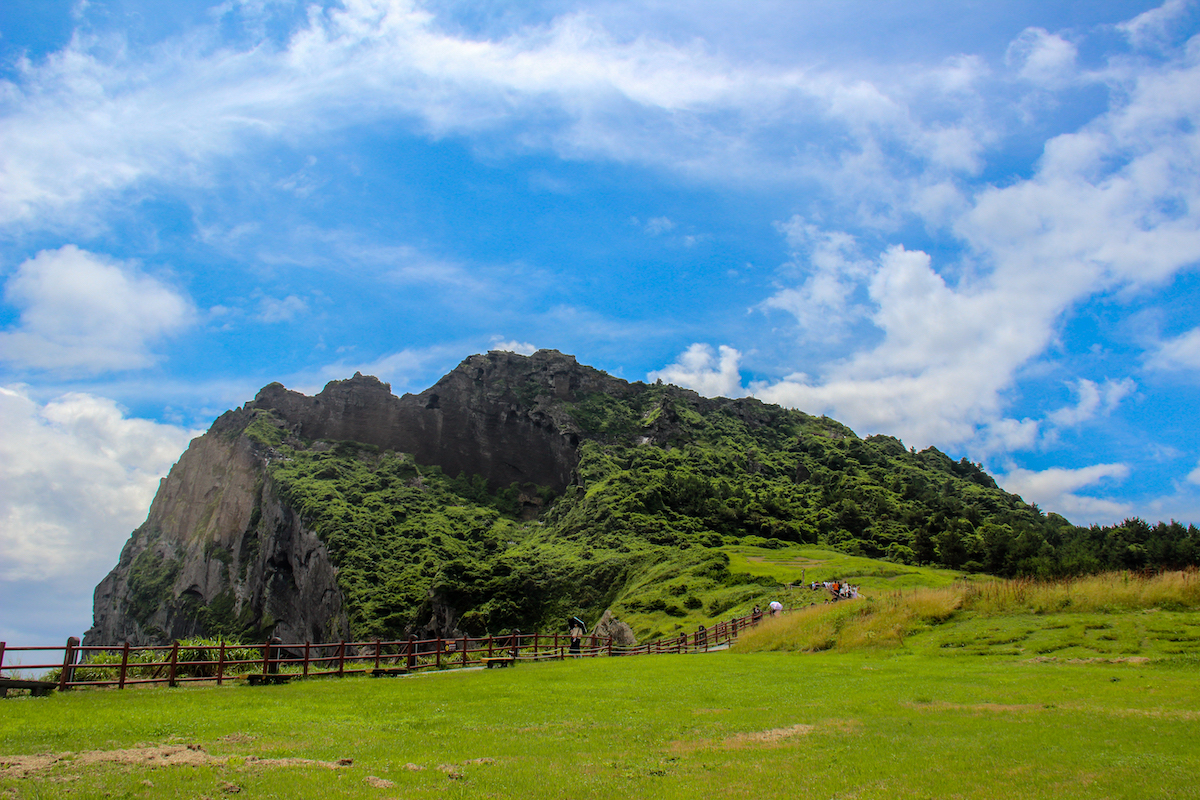 城山日出峰